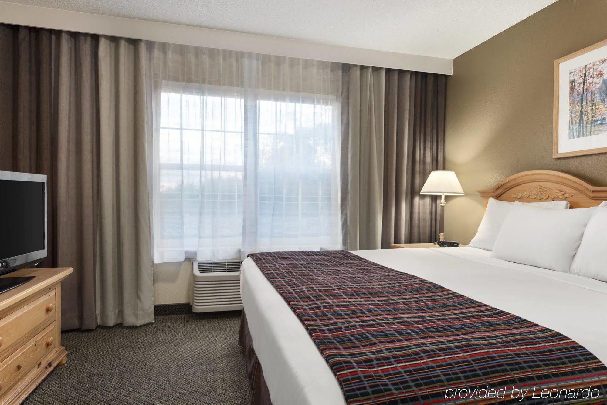 Country Inn & Suites By Radisson, Mason City, Ia Ngoại thất bức ảnh